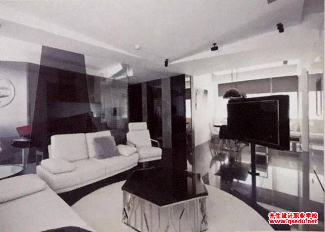 客厅设计：客厅为不归六边形且电视墙短的解决方法